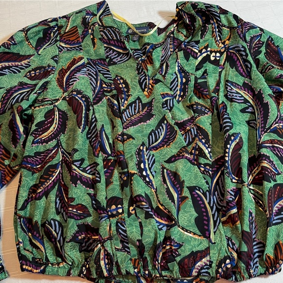 Democracy Leaf Print V-Neck Blouse Metallic Cottagecore Cropped Women's PM - Picture 7 of 12